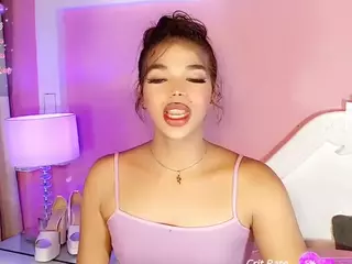 Yoiku's Live Sex Cam Show
