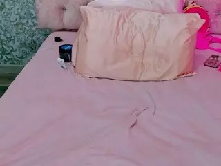 Akilla-Queen's Live Sex Cam Show