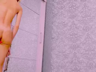 Akilla-Queen's Live Sex Cam Show