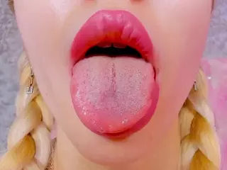 Akilla-Queen's Live Sex Cam Show