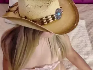 collegepawg's Live Sex Cam Show