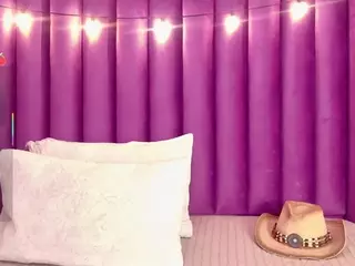 collegepawg's Live Sex Cam Show