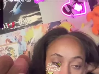 Honeydew's Live Sex Cam Show