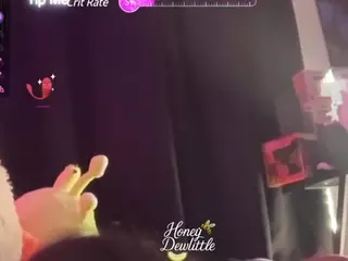 Honeydew's Live Sex Cam Show