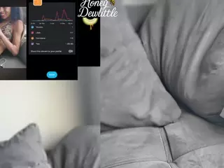 Honeydew's Live Sex Cam Show