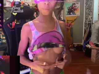 Honeydew's Live Sex Cam Show