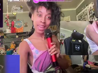 Honeydew's Live Sex Cam Show