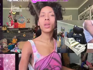 Honeydew's Live Sex Cam Show