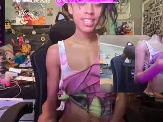 Honeydew's Live Sex Cam Show