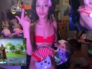 Honeydew's Live Sex Cam Show