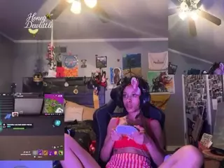 Honeydew's Live Sex Cam Show
