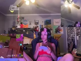 Honeydew's Live Sex Cam Show