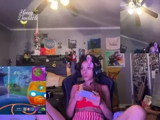 Honeydew's Live Sex Cam Show