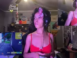 Honeydew's Live Sex Cam Show