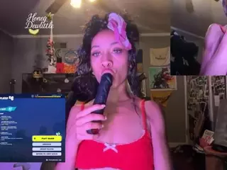Honeydew's Live Sex Cam Show