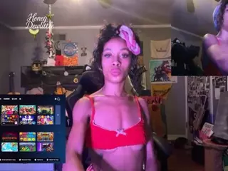 Honeydew's Live Sex Cam Show
