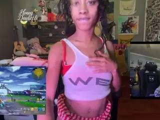 Honeydew's Live Sex Cam Show