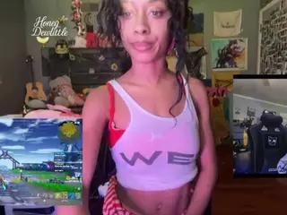 Honeydew's Live Sex Cam Show