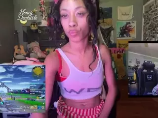 Honeydew's Live Sex Cam Show