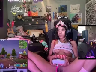 Honeydew's Live Sex Cam Show
