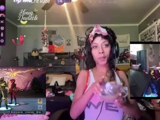 Honeydew's Live Sex Cam Show