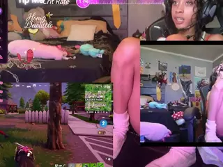 Honeydew's Live Sex Cam Show