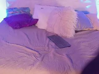 KiimLee's Live Sex Cam Show