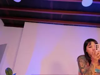 KiimLee's Live Sex Cam Show