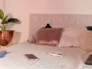 KiimLee's Live Sex Cam Show