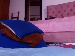 kim-bella's Live Sex Cam Show