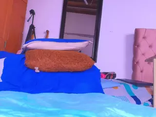 kim-bella's Live Sex Cam Show