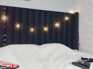 littleebluee's Live Sex Cam Show