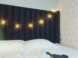 littleebluee's Live Sex Cam Show