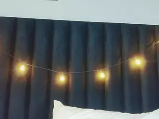 littleebluee's Live Sex Cam Show