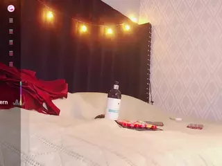 littleebluee's Live Sex Cam Show