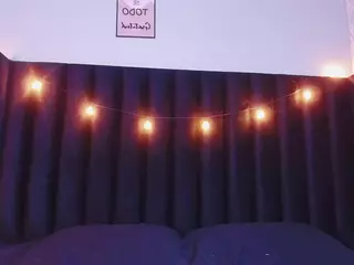 littleebluee's Live Sex Cam Show