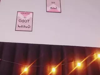 littleebluee's Live Sex Cam Show