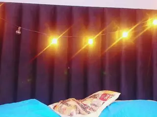 littleebluee's Live Sex Cam Show