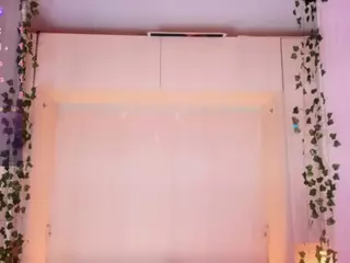 SARA's Live Sex Cam Show