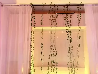 SARA's Live Sex Cam Show