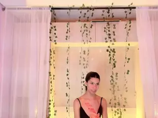 SARA's Live Sex Cam Show
