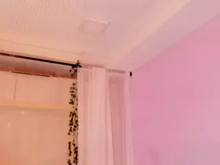 SARA's Live Sex Cam Show