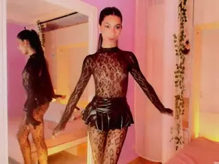 SARA's Live Sex Cam Show