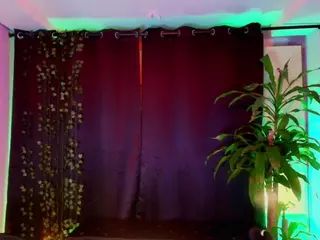 SARA's Live Sex Cam Show