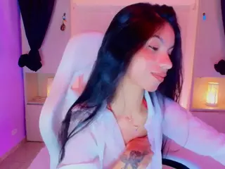 SARA's Live Sex Cam Show
