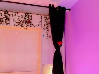 SARA's Live Sex Cam Show