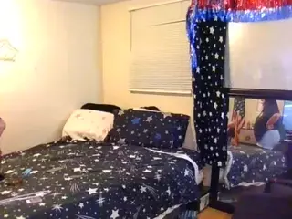 pappyslilfreak's Live Sex Cam Show