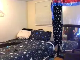 pappyslilfreak's Live Sex Cam Show