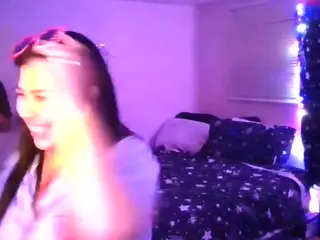 pappyslilfreak's Live Sex Cam Show