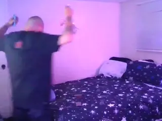 pappyslilfreak's Live Sex Cam Show